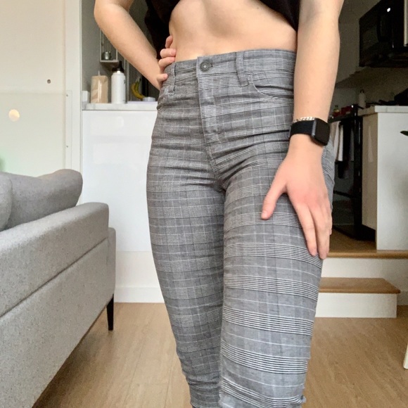 Plaid pants 💫 - Picture 3 of 5